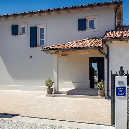 Schönes Haus In Mit Sauna Ferienhaus