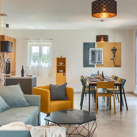 Schönes Haus In Mit Sauna Ferienhaus